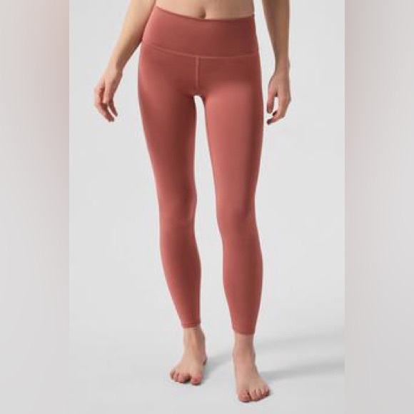 ALO Yoga Pants - Alo 7/8 High-Waist Airlift Legging
Color: Soft Terracotta